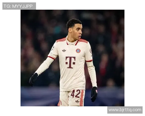 顿涅茨克足球队球星闪耀赛场背后的故事与成就解析